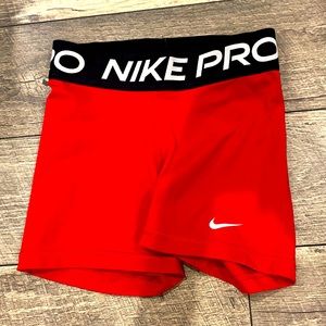 xs red womens nike pros